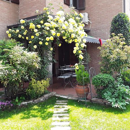 B&B La Rosa Gialla Maranello Bagian luar foto