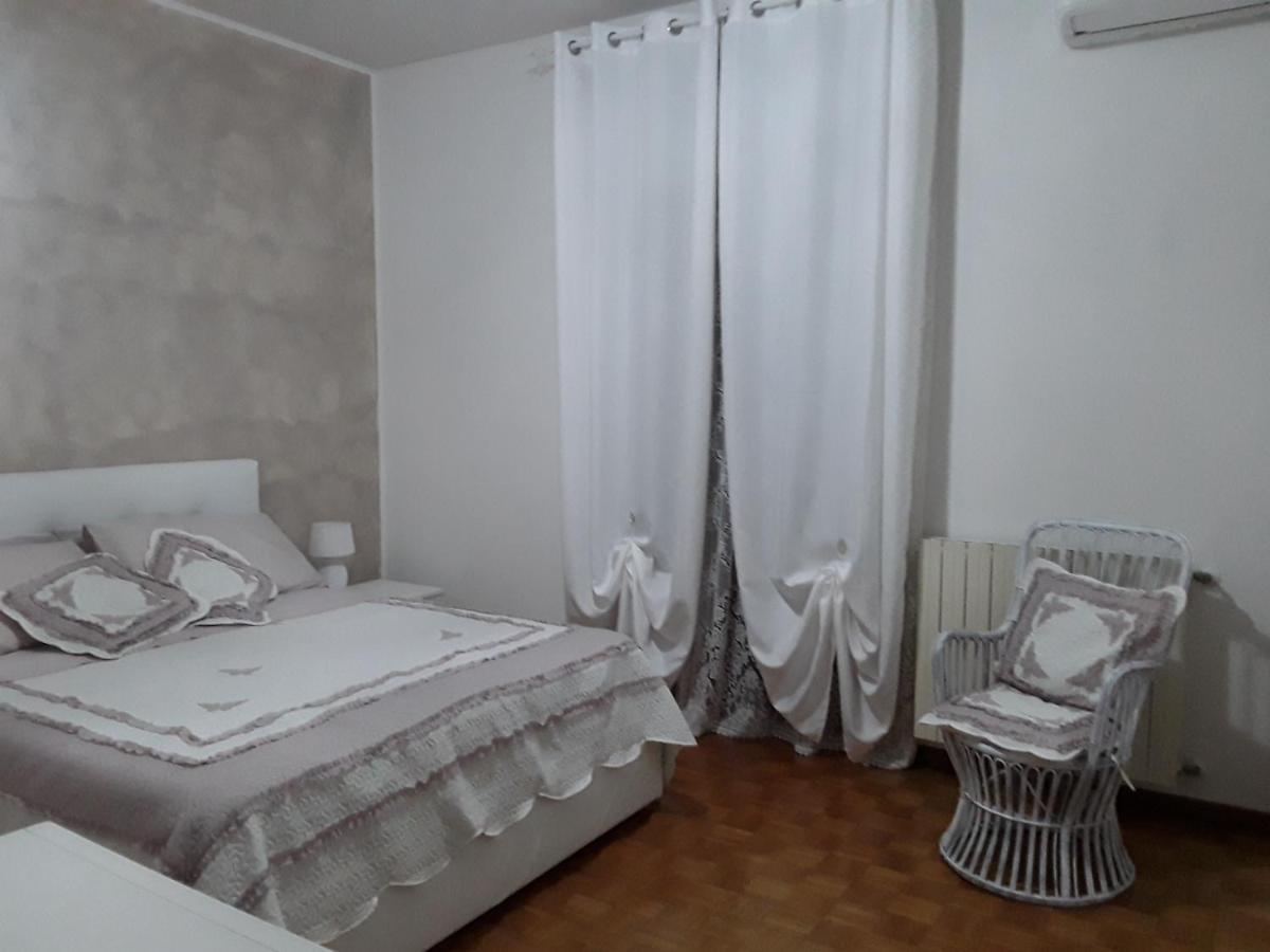 B&B La Rosa Gialla Maranello Bagian luar foto